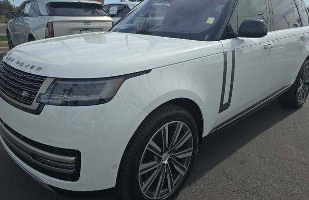 LAND ROVER RANGE ROVER 2023 SALKPBFU8PA017135 image